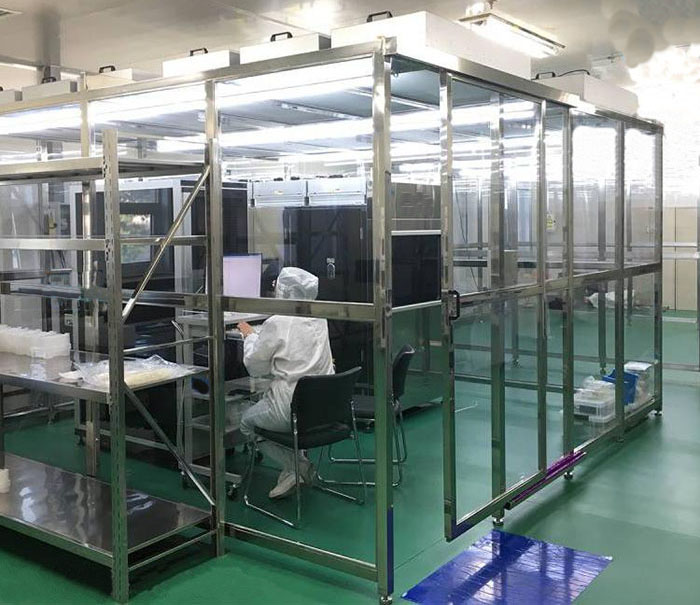潔凈棚主要組成部分、框架、垂簾、頂部封體、FFU、初效過(guò)濾器、高效過(guò)濾器等等。